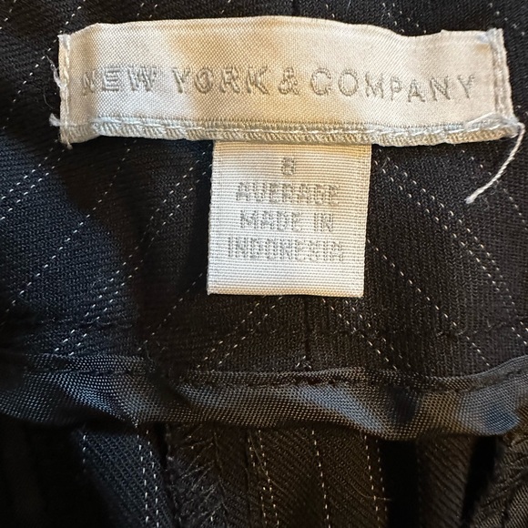 NY & Co Pinstripe Black Dress Pants size 8 - Picture 2 of 2